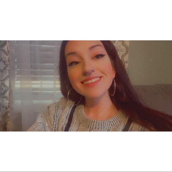 Meet your Posher, Theresa - Picture 1 of 1